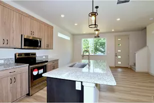 529 S 10th St, Berthoud, CO 80513 - Photo 13