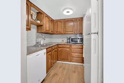 1057 E 5th St, Loveland, CO 80537 - Photo 7