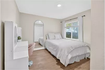 1057 E 5th St, Loveland, CO 80537 - Photo 13