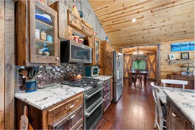 204 Coughlin Meadows Rd, Boulder, CO 80302 - Photo 13