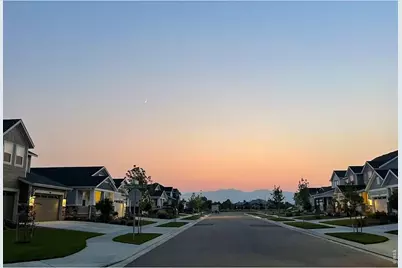 1910 High Plains Dr, Longmont, CO 80503 - Photo 35