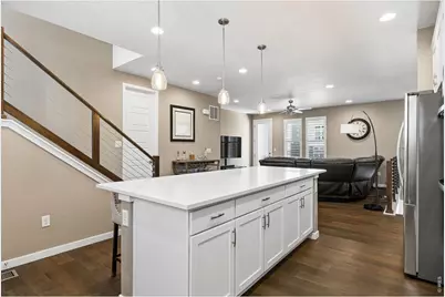 2579 Palau Way, Castle Rock, CO 80109 - Photo 5