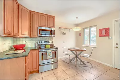 2270 Joliet St, Aurora, CO 80010 - Photo 7