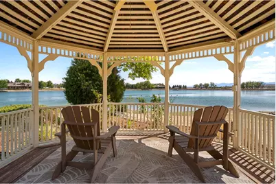 9402 Crystal Ln, Longmont, CO 80503 - Photo 7