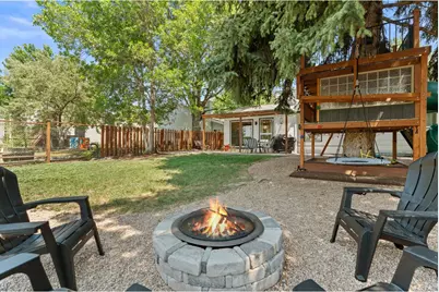817 Parkview Dr, Fort Collins, CO 80525 - Photo 17