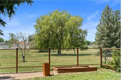 817 Parkview Dr, Fort Collins, CO 80525 - Photo 19