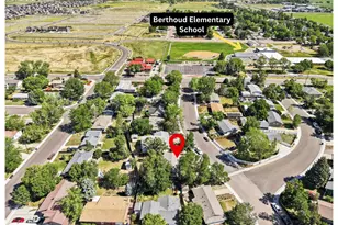 1035 6th St, Berthoud, CO 80513 - Photo 35