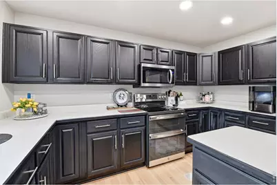3004 Ravenhill Cir, Highlands Ranch, CO 80126 - Photo 11