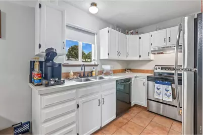 4210 W 22nd St, Greeley, CO 80634 - Photo 5