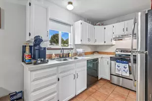 4210 W 22nd St, Greeley, CO 80634 - Photo 5