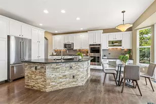 2278 Cottonwood Pl, Erie, CO 80516 - Photo 9