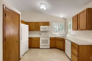 891 S Rachel Ave, Milliken, CO 80543 - Photo 9