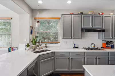 1614 Hallet Peak Dr, Longmont, CO 80503 - Photo 19