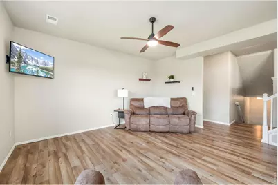 1043 Highline Ct, Loveland, CO 80538 - Photo 15