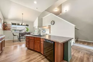 1043 Highline Ct, Loveland, CO 80538 - Photo 7