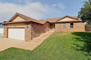 1640 35th Ave Ct, Greeley, CO 80634 - Photo 3
