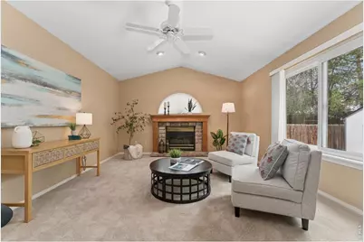 621 Rider Ridge Dr, Longmont, CO 80504 - Photo 5