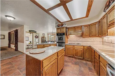 1885 38th Ave, Greeley, CO 80634 - Photo 11