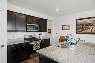735 Camberly Dr, Windsor, CO 80550 - Photo 11
