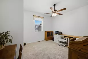 735 Camberly Dr, Windsor, CO 80550 - Photo 7