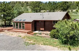 1817 Ranch Cir, Estes Park, CO 80517 - Photo 3