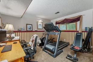 1154 Spring Valley Rd, Bellvue, CO 80512 - Photo 17
