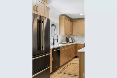 2260 Leyden St, Denver, CO 80207 - Photo 7