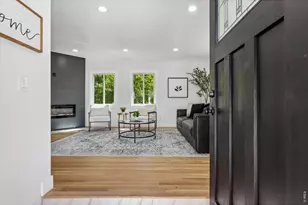 2260 Leyden St, Denver, CO 80207 - Photo 3