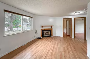 1739 Shavano St, Longmont, CO 80504 - Photo 5