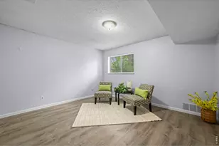 3121 S Tamarac Dr, Denver, CO 80231 - Photo 11
