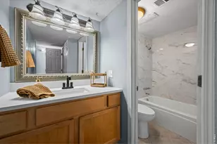 3121 S Tamarac Dr, Denver, CO 80231 - Photo 9