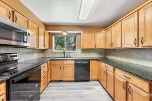 707 Hilltop St, Longmont, CO 80504 - Photo 11