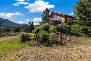 715 Ponderosa Ln, Estes Park, CO 80517 - Photo 7