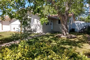 1415 S Douglas Ave, Loveland, CO 80537 - Photo 1