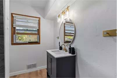 522 E 13th St, Loveland, CO 80537 - Photo 5
