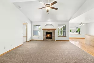 655 S Mountain View Dr, Eaton, CO 80615 - Photo 17