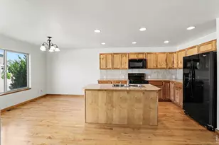 655 S Mountain View Dr, Eaton, CO 80615 - Photo 21