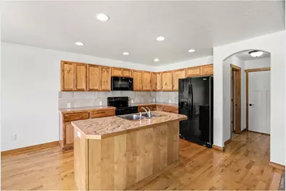 655 S Mountain View Dr, Eaton, CO 80615 - Photo 15