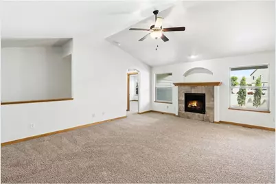 655 S Mountain View Dr, Eaton, CO 80615 - Photo 15