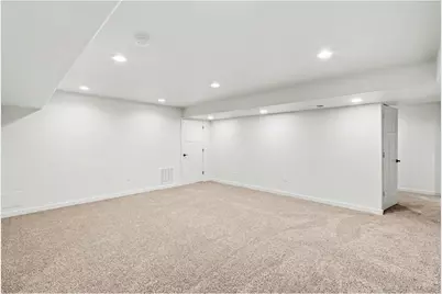 655 S Mountain View Dr, Eaton, CO 80615 - Photo 31