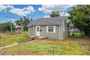 321 Jefferson St, Sterling, CO 80751 - Photo 3