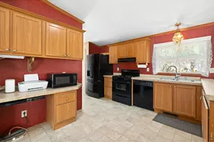 200 N 35th Ave, Greeley, CO 80634 - Photo 3