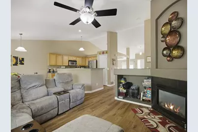 2293 Dogwood Dr, Erie, CO 80516 - Photo 9