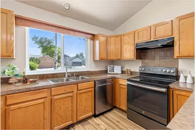 121 W Ilex Ct, Milliken, CO 80543 - Photo 15