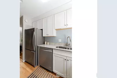208 Pearl St, Boulder, CO 80302 - Photo 9