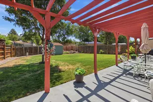 4 S Gay Dr, Longmont, CO 80501 - Photo 17