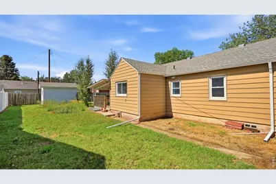 305 Hospital Rd, Brush, CO 80723 - Photo 13
