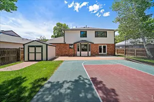 2428 Maplewood Cir W, Longmont, CO 80503 - Photo 7