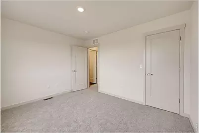 525 S 10th St, Berthoud, CO 80513 - Photo 11