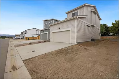 525 S 10th St, Berthoud, CO 80513 - Photo 15